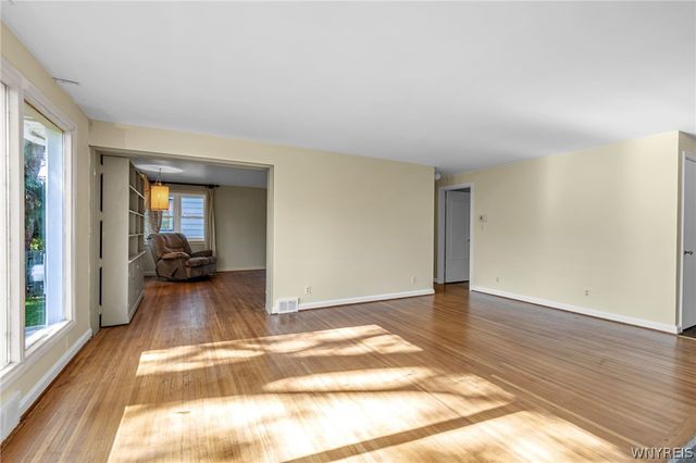 271 Getzville Road, Amherst, NY 14226