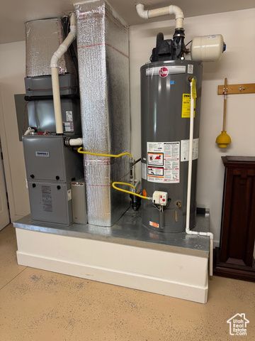 827 N PALISADE DR, Moab, UT 84532