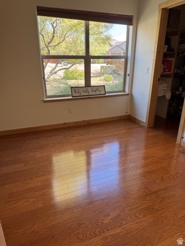 827 N PALISADE DR, Moab, UT 84532