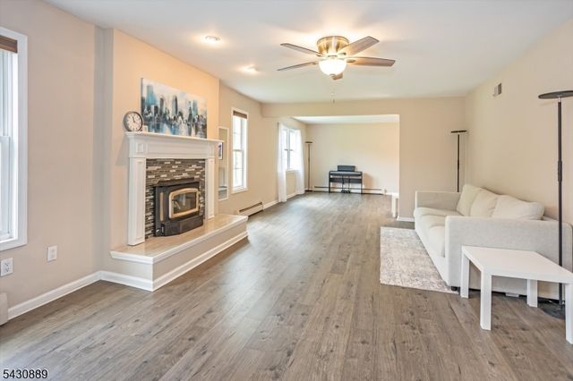 78 Forest Way, Hanover Twp., NJ 07950