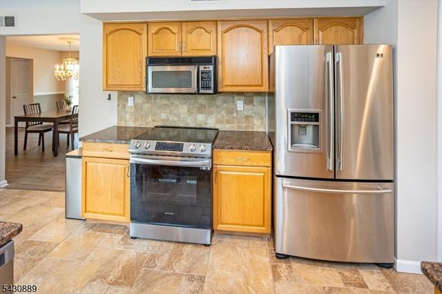 78 Forest Way, Hanover Twp., NJ 07950
