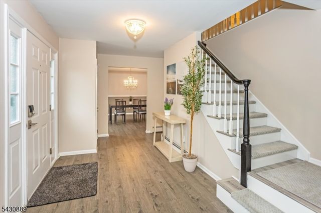 78 Forest Way, Hanover Twp., NJ 07950