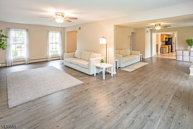 78 Forest Way, Hanover Twp., NJ 07950
