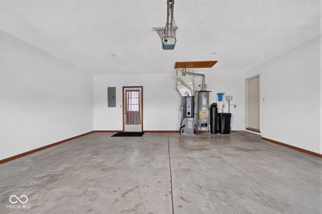 824 Westgate Drive, Anderson, IN 46012