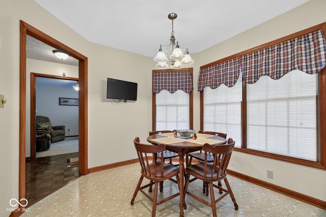 824 Westgate Drive, Anderson, IN 46012
