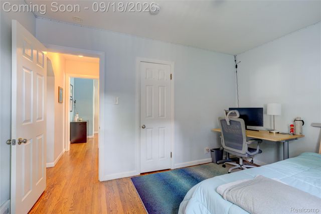 88 Amherst Road, Pleasant Ridge, MI 48069