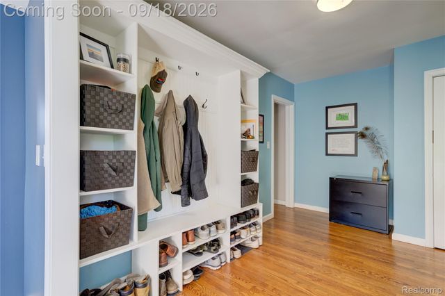 88 Amherst Road, Pleasant Ridge, MI 48069