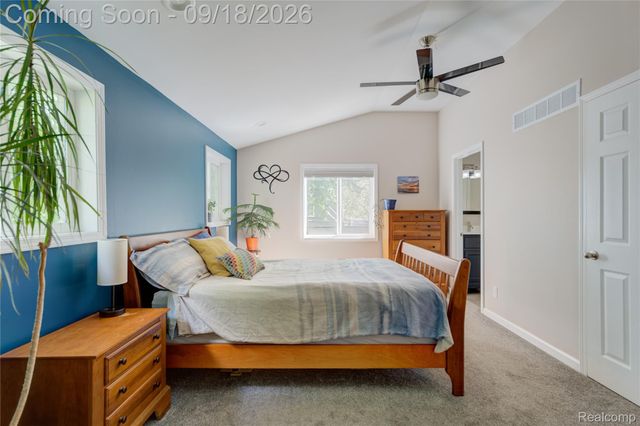 88 Amherst Road, Pleasant Ridge, MI 48069