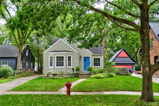 88 Amherst Road, Pleasant Ridge, MI 48069