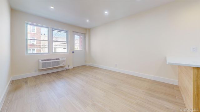 63-52 Saunders Street 2B, Rego Park, NY 11374