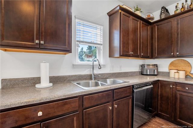 4913 True Fews Circle, Parkton, NC 28371