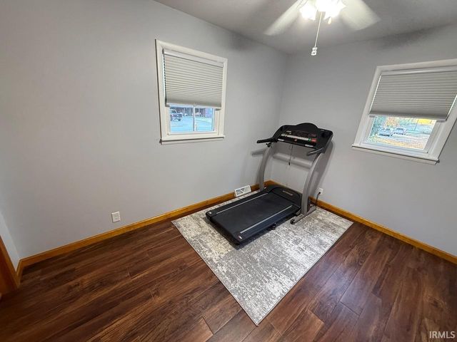 81 E 200 S, Princeton, IN 47670