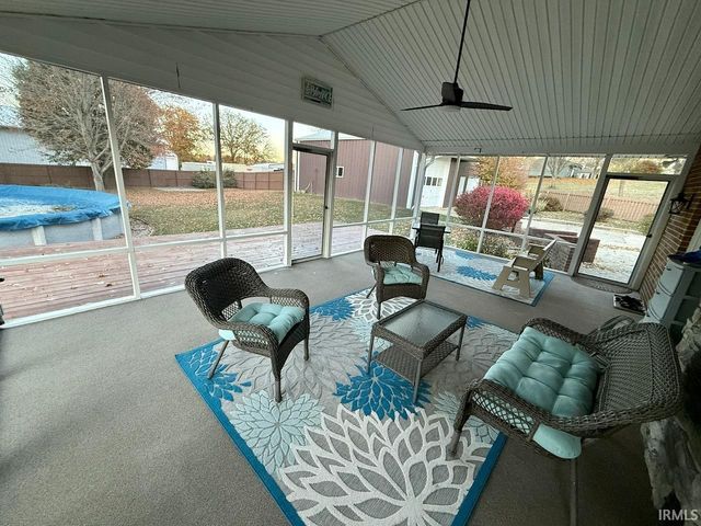 81 E 200 S, Princeton, IN 47670