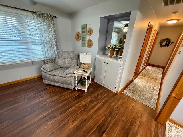 81 E 200 S, Princeton, IN 47670