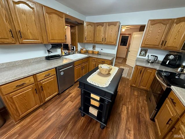 81 E 200 S, Princeton, IN 47670