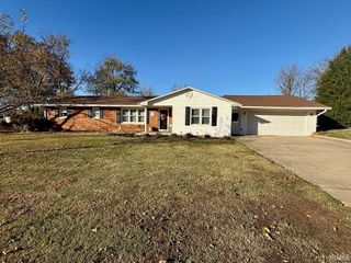81 E 200 S, Princeton, IN 47670