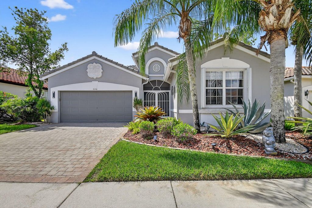 9398 Vercelli Street, Lake Worth, FL 33467