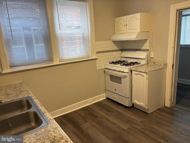 1213 S 54TH ST, Philadelphia, PA 19143