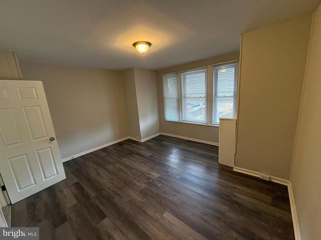 1213 S 54TH ST, Philadelphia, PA 19143