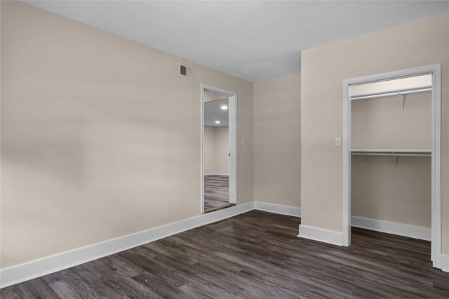 1909 16th Avenue N, Texas City, TX 77590