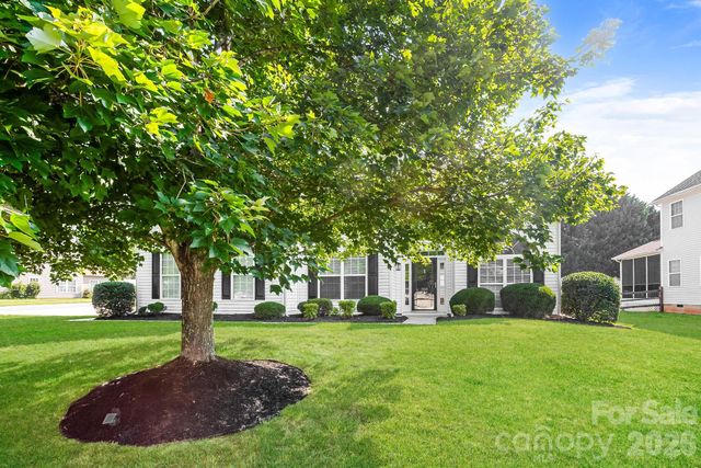 200 Golden Valley Drive, Mooresville, NC 28115