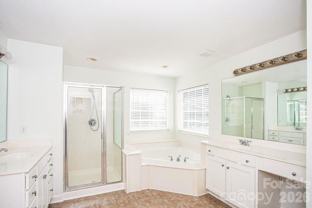 200 Golden Valley Drive, Mooresville, NC 28115
