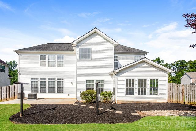 200 Golden Valley Drive, Mooresville, NC 28115