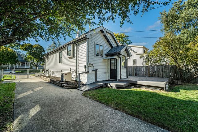 1007 Mohawk Avenue, Royal Oak, MI 48067