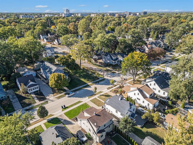 1007 Mohawk Avenue, Royal Oak, MI 48067
