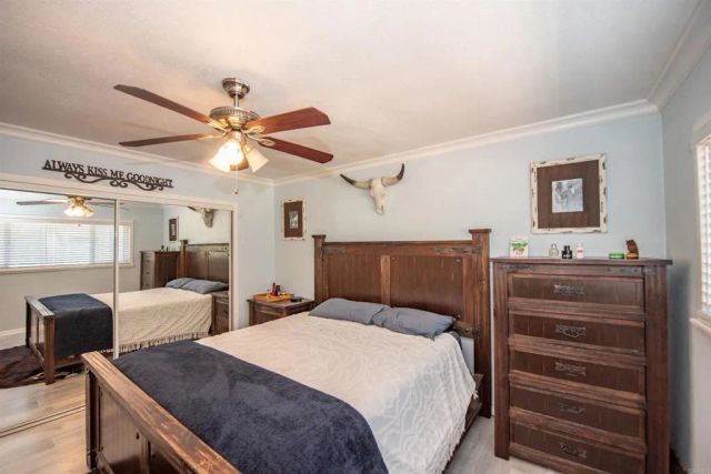 2094 Thibodo Ct, Vista, CA 92081