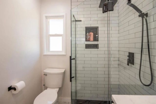 2094 Thibodo Ct, Vista, CA 92081