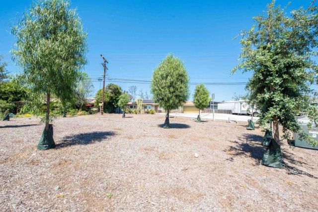 2094 Thibodo Ct, Vista, CA 92081