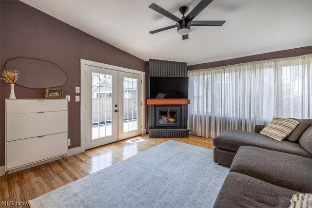 1208 French Avenue, Lakewood, OH 44107