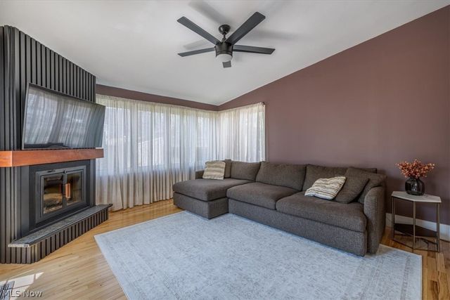 1208 French Avenue, Lakewood, OH 44107