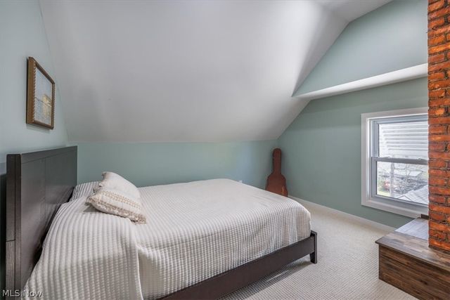 1208 French Avenue, Lakewood, OH 44107