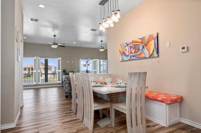 7557 Welkan Cove, Port Aransas, TX 78373