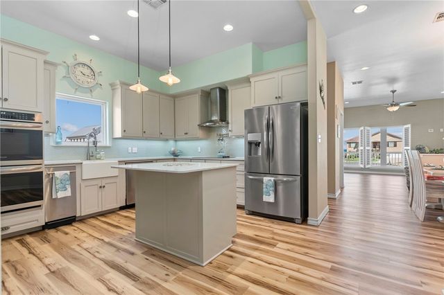 7557 Welkan Cove, Port Aransas, TX 78373