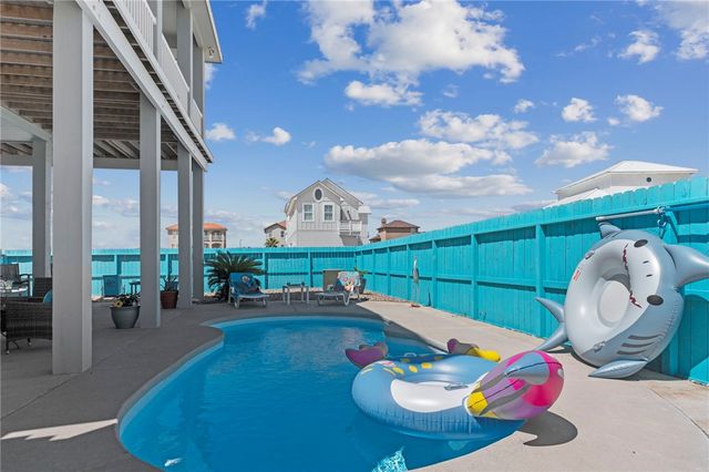 7557 Welkan Cove, Port Aransas, TX 78373