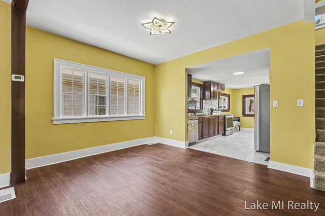 719 Leonard Street Ne, City Of Grand Rapids, MI 49503
