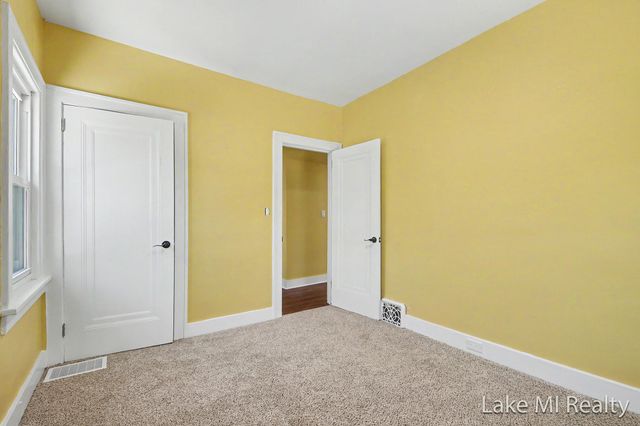 719 Leonard Street Ne, City Of Grand Rapids, MI 49503