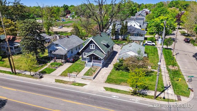 719 Leonard Street Ne, City Of Grand Rapids, MI 49503