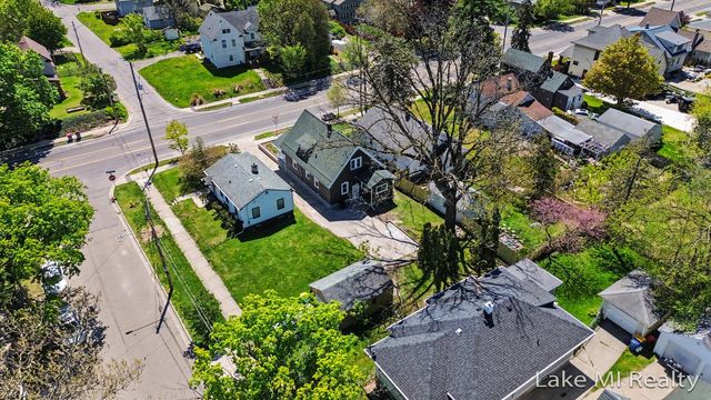 719 Leonard Street Ne, City Of Grand Rapids, MI 49503
