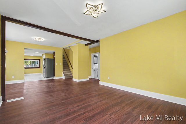 719 Leonard Street Ne, City Of Grand Rapids, MI 49503