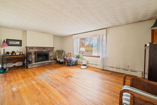 187 Lincoln Street, Naugatuck, CT 06770