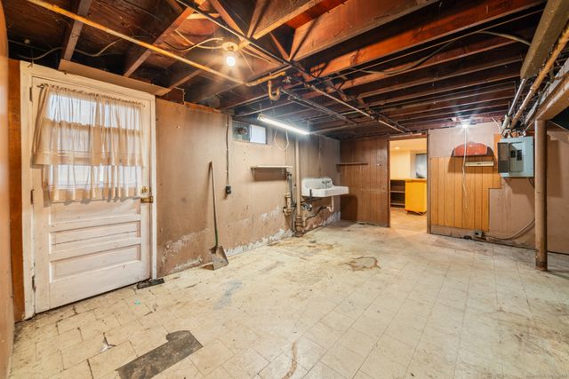 187 Lincoln Street, Naugatuck, CT 06770