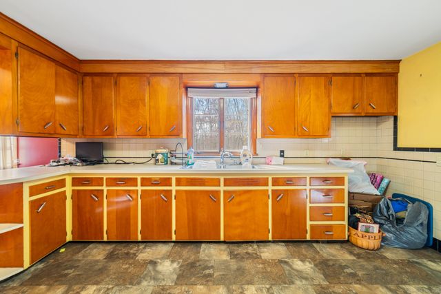 187 Lincoln Street, Naugatuck, CT 06770