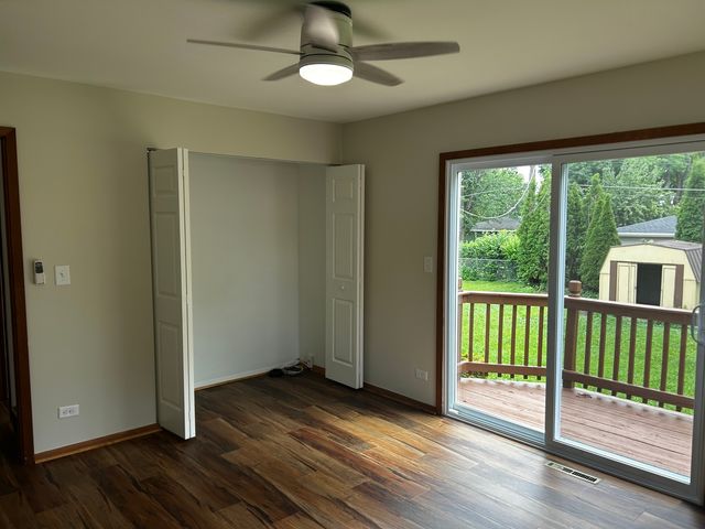 1707 Cherrywood Lane, Lindenhurst, IL 60046
