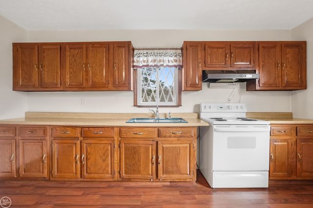 2601 Sharon Hollow Road, Sharon Twp, MI 49240