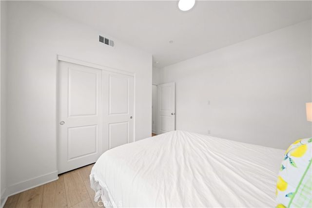 201 Yerba, Irvine, CA 92618
