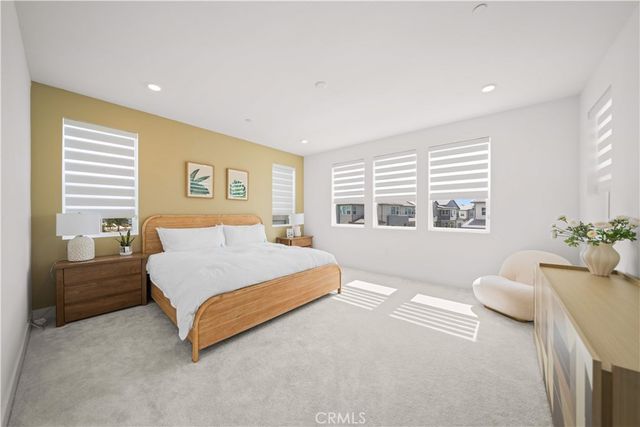201 Yerba, Irvine, CA 92618